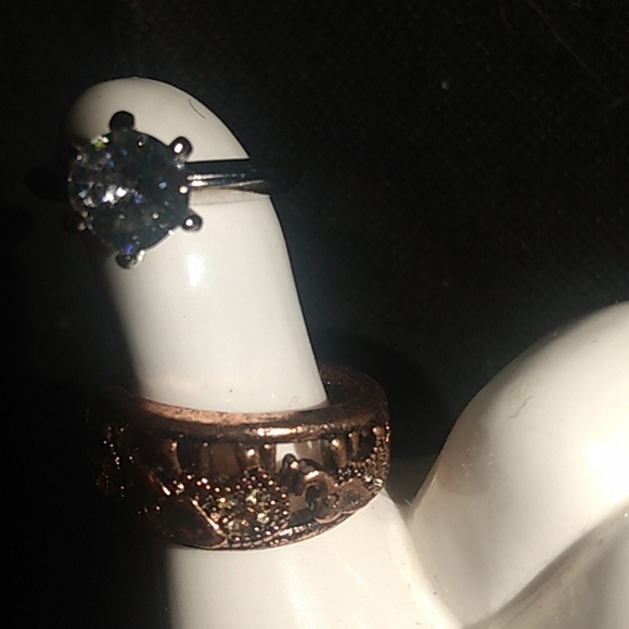 Two Rings - Picture 3 of 4